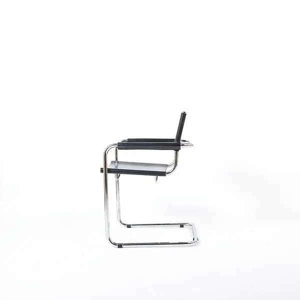 Thonet S34 Freischwinger Kernleder Stahl Schwarz 1