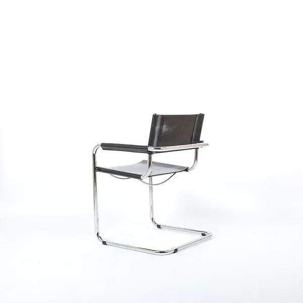Thonet S34 Freischwinger Kernleder Stahl Schwarz 2