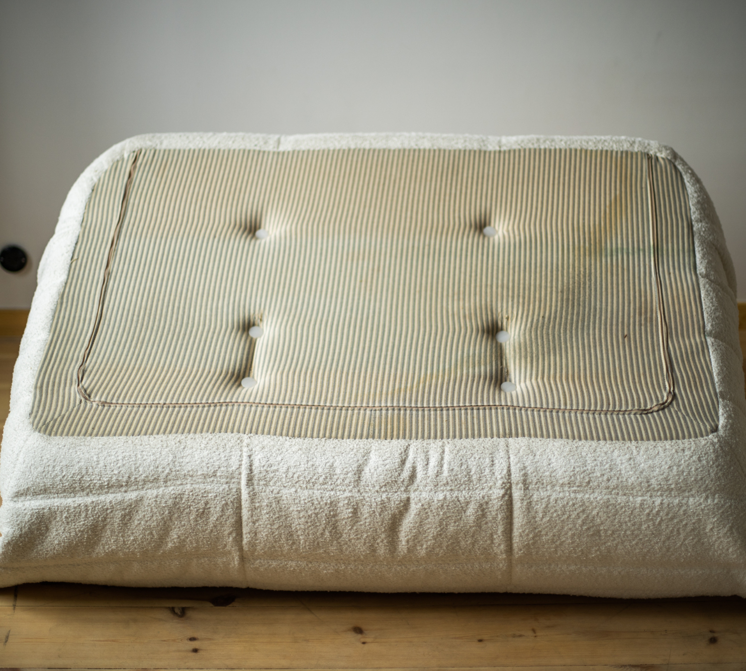 Togo Lounge Set 5-piece. Bouclé White 6