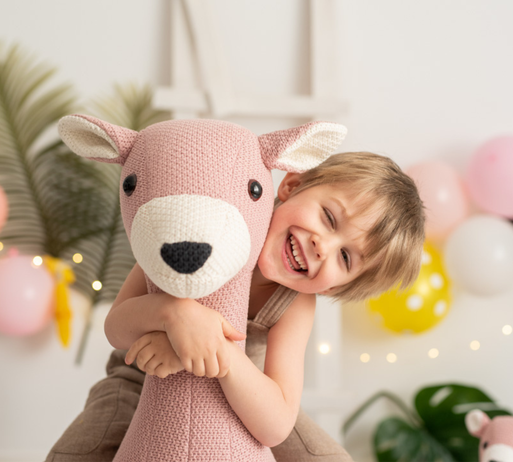 Deer Maxi Plush Toy Cotton Wood Pink 2