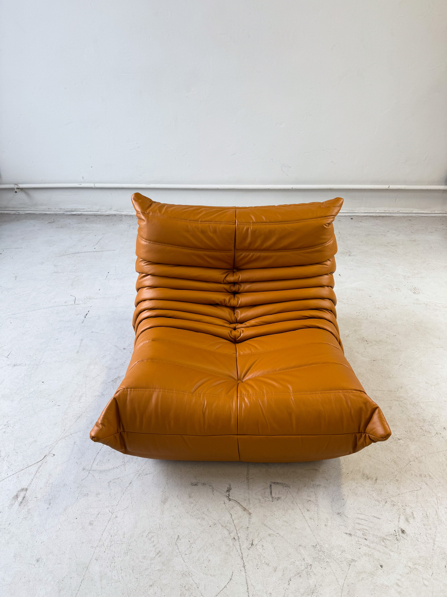 Togo Armchair High-gloss Leather Cognac Light 1