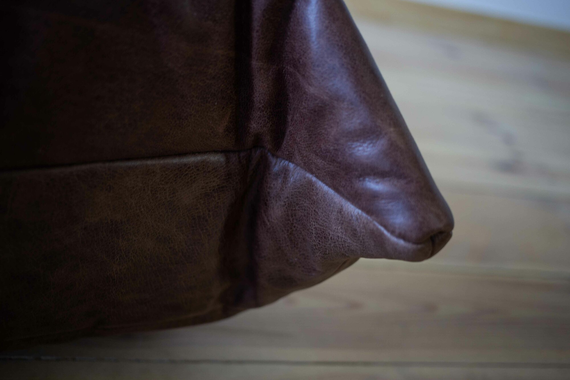 Togo Ottoman Pull-Up-Leder Braun 3