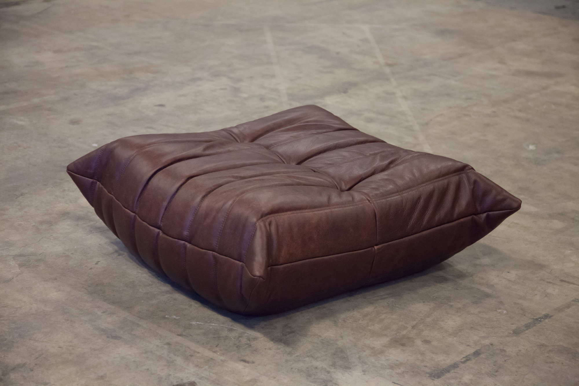 Togo Ottoman Pull-Up Leather Chocolate Brown 0