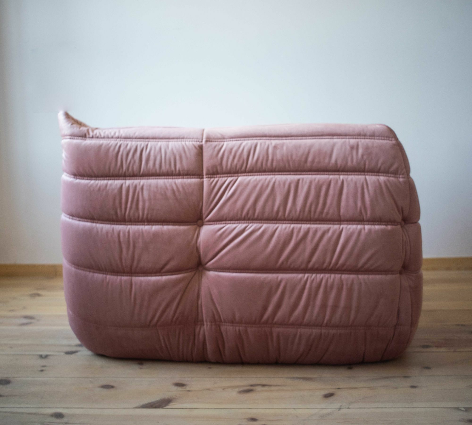 Togo Divano angolare velluto rosa perla 2