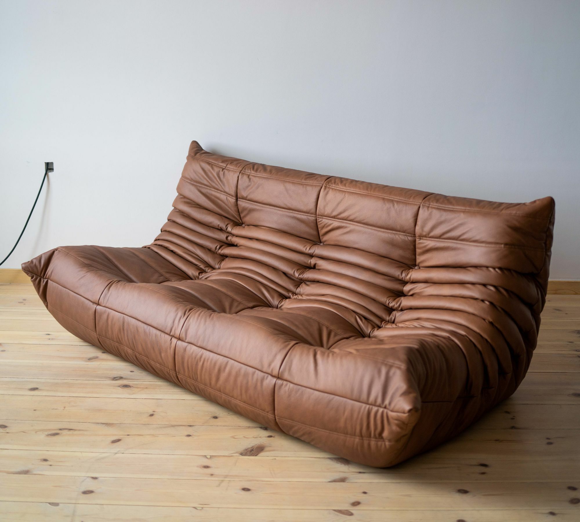 Togo Sofa 3-seater Smooth leather Folk Brown 1