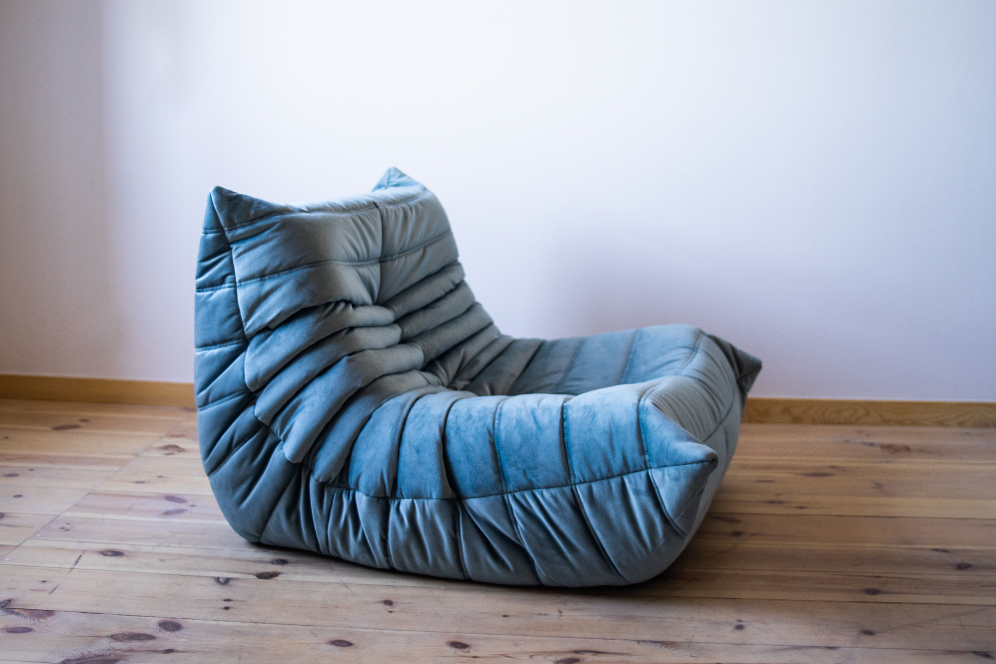 Togo Armchair Velvet Azure 1