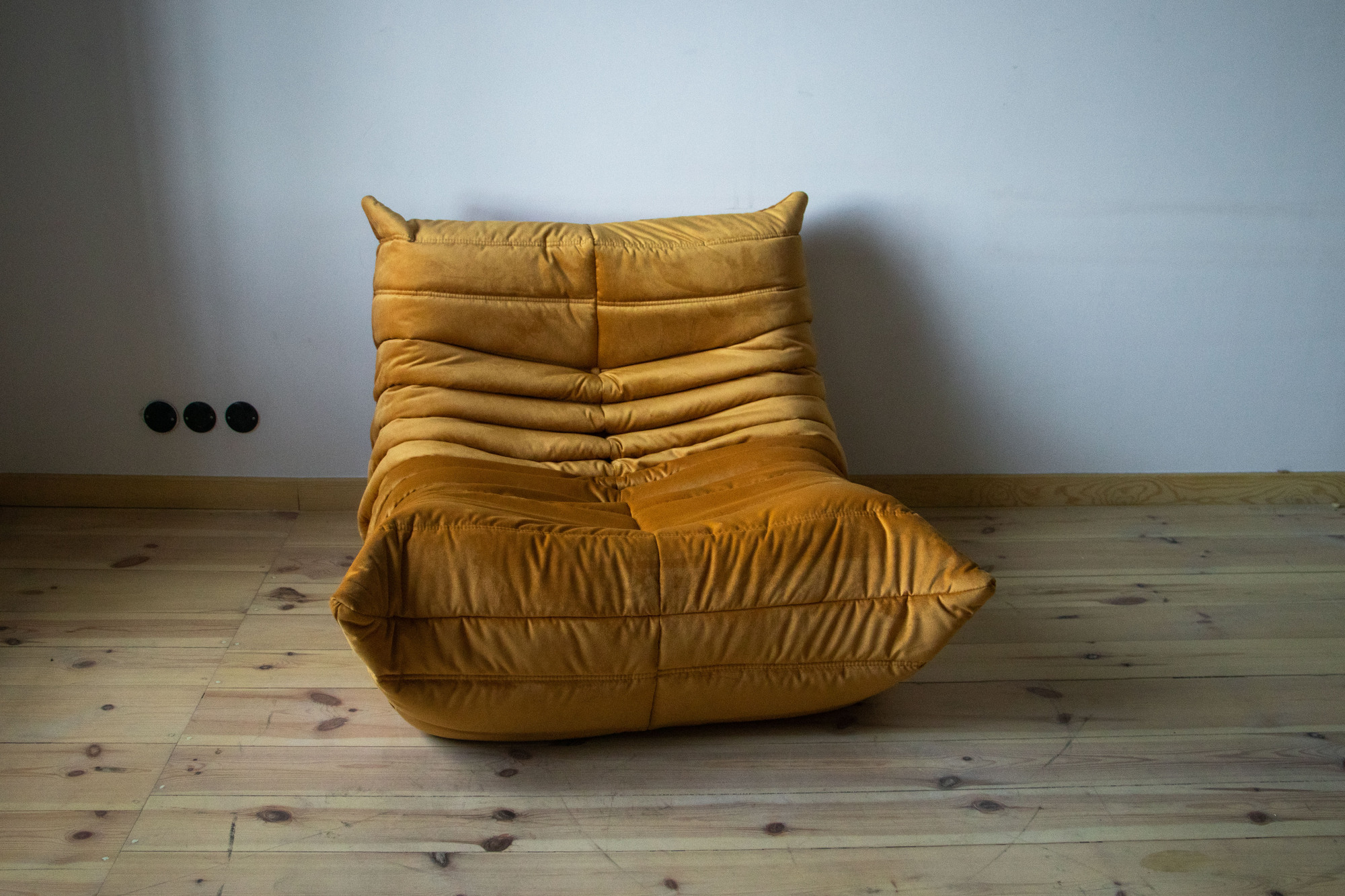 Togo Lounge Set 5-piece. Velvet Golden Yellow 4