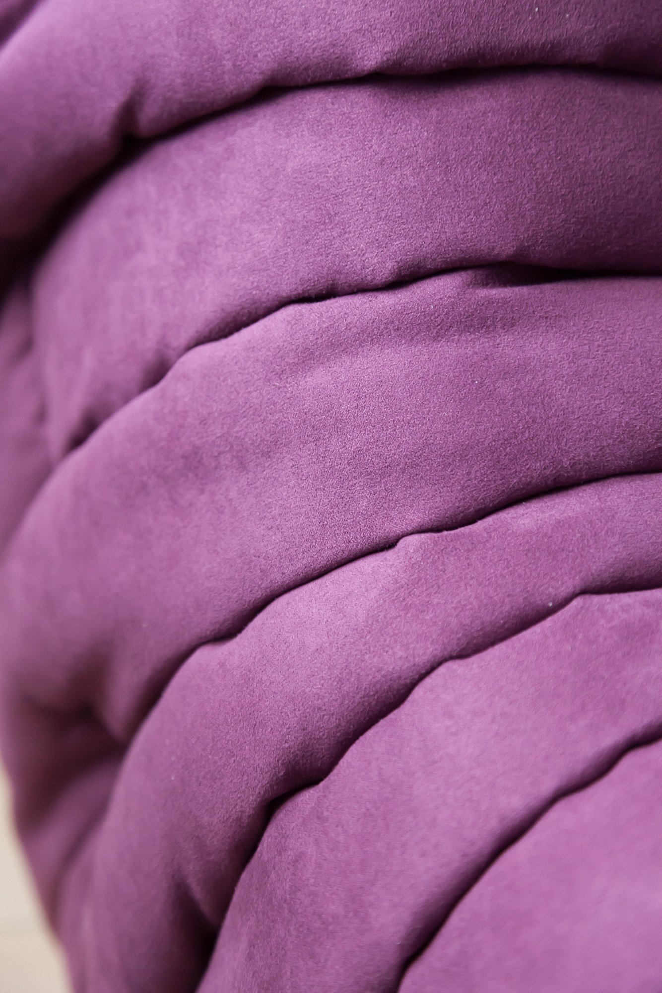 Togo Sofa 3-Seater Textile Aubergine 9