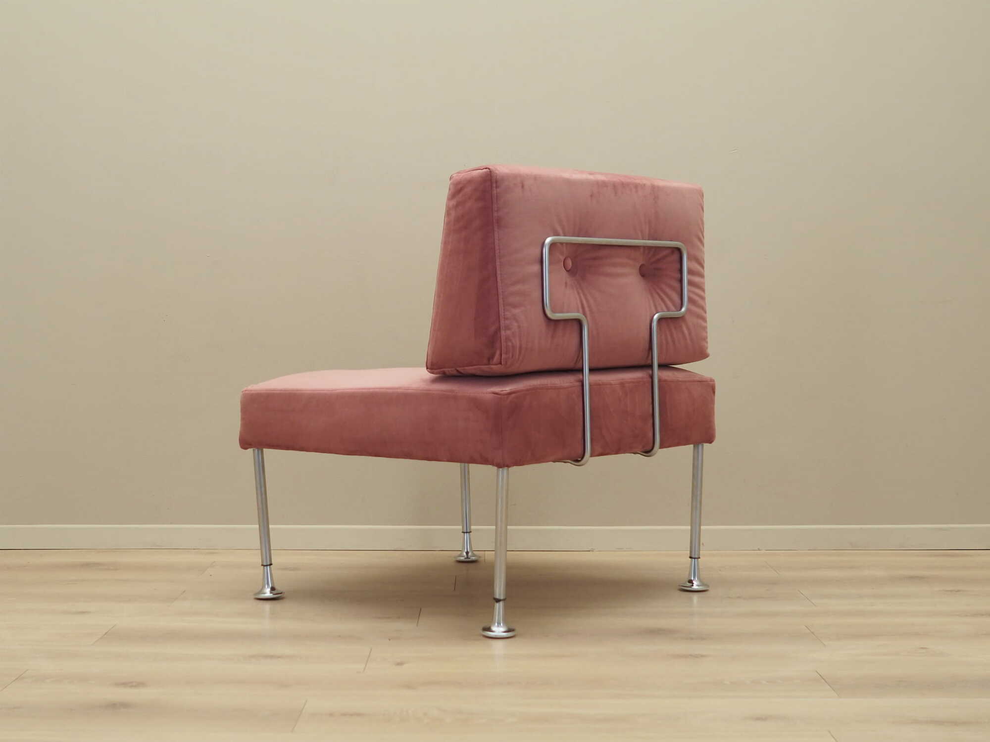 Vintage armchair velvet metal pink 1960s 5