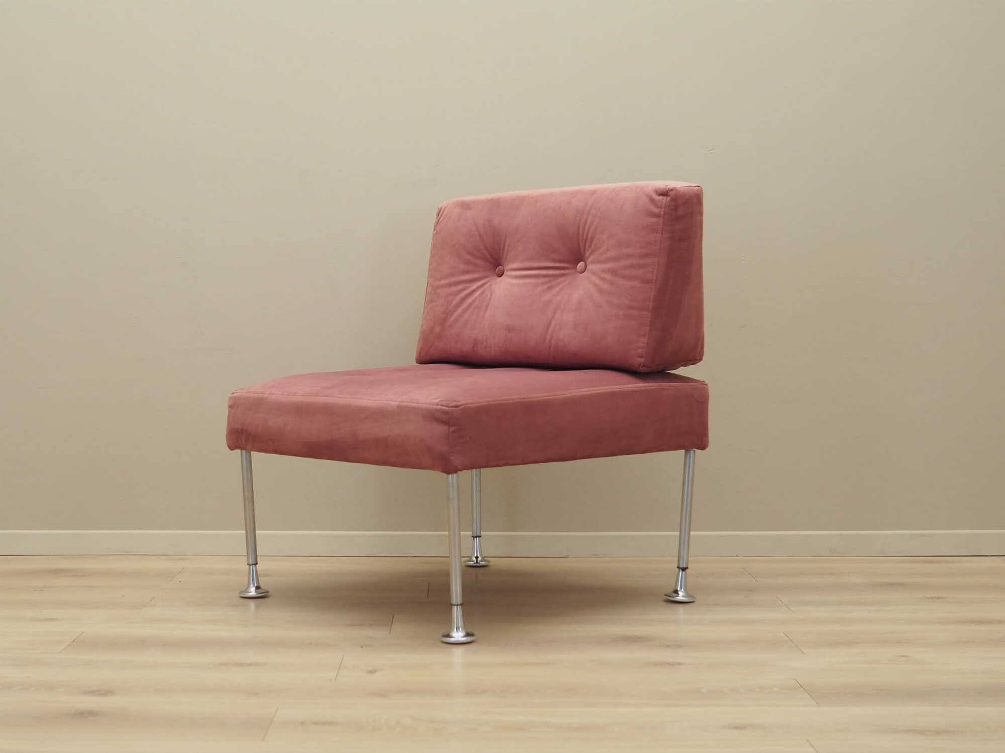 Vintage armchair velvet metal pink 1960s 3