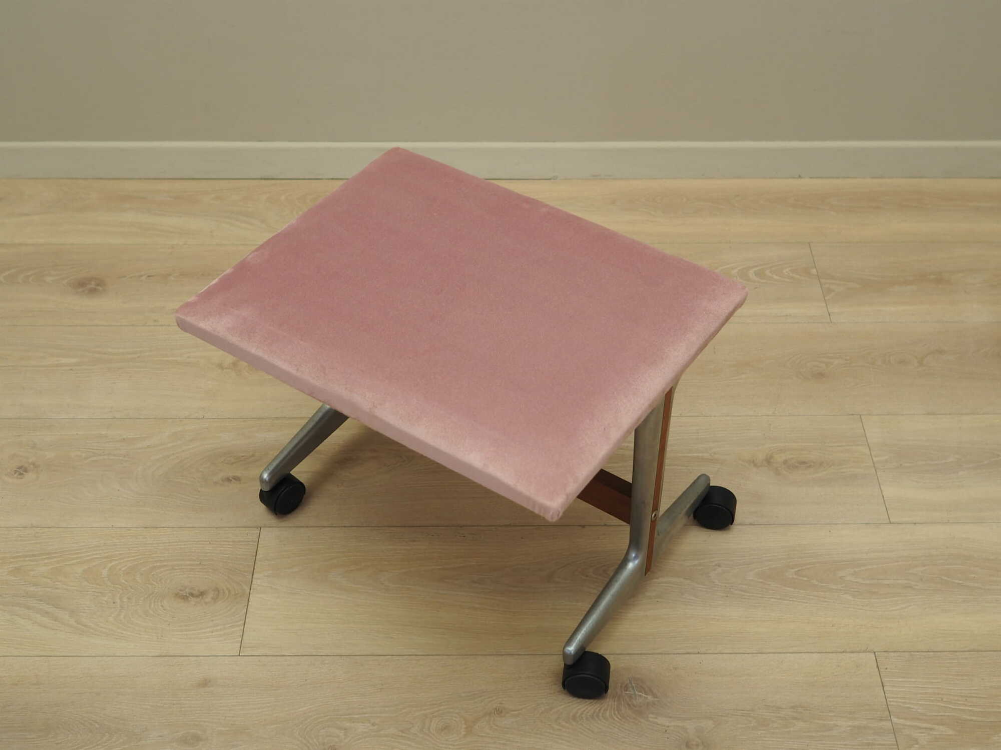 Vintage footstool Textile Wood Pink 1960s 4