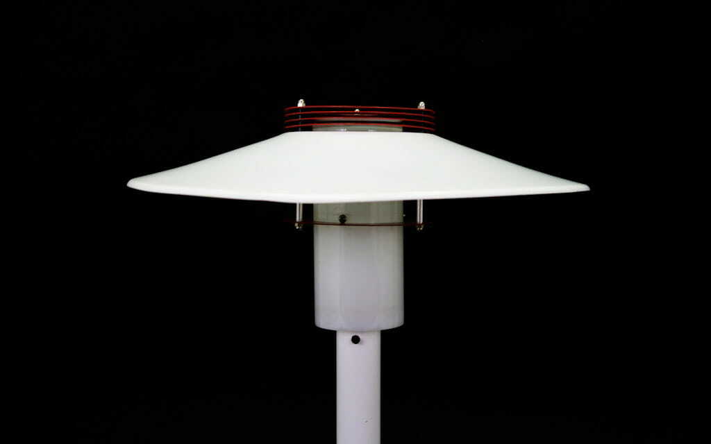 Vintage table lamp metal white 1960s 2