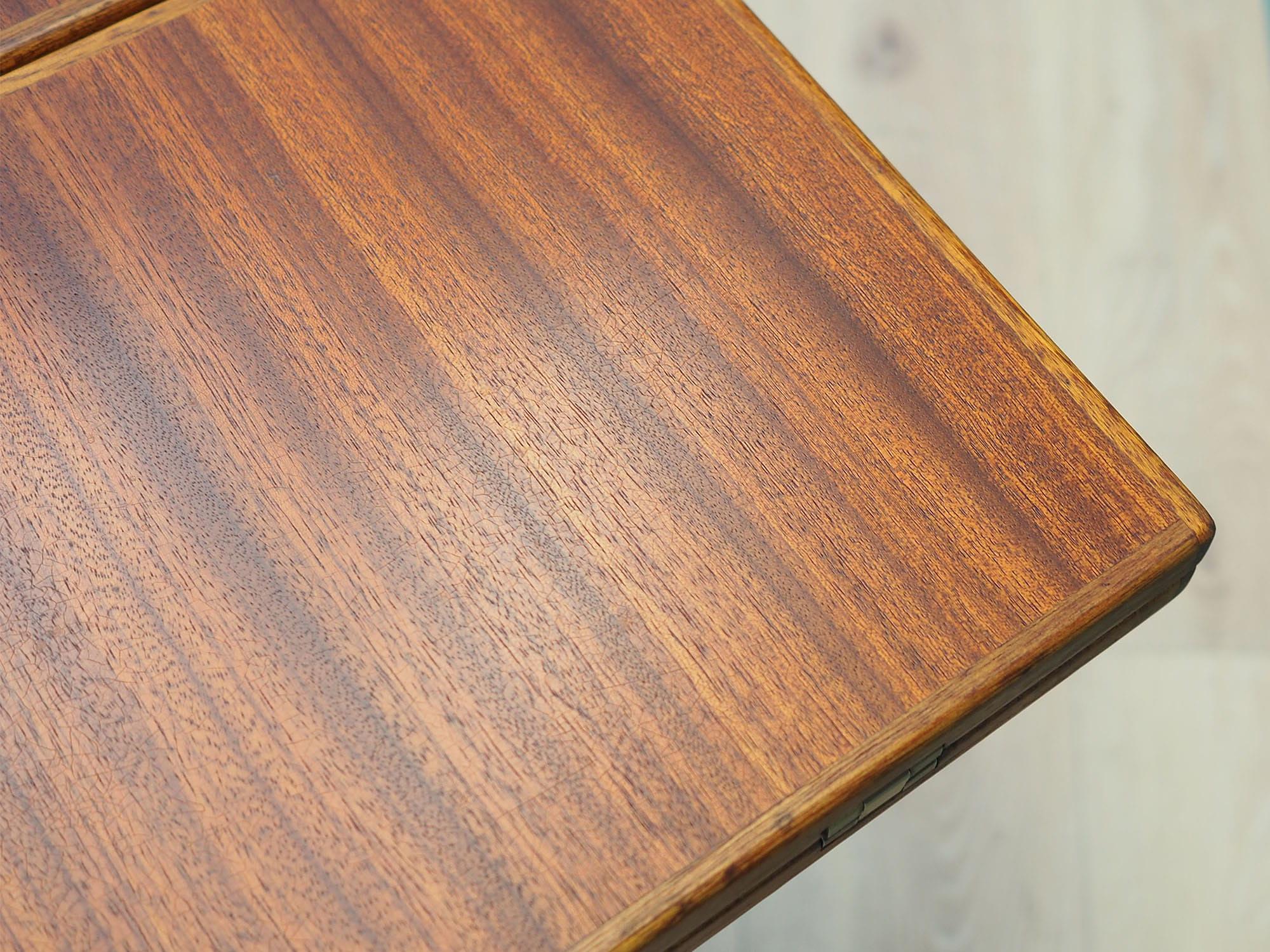 Mahogany Beistelltische 1970 Jahre 7