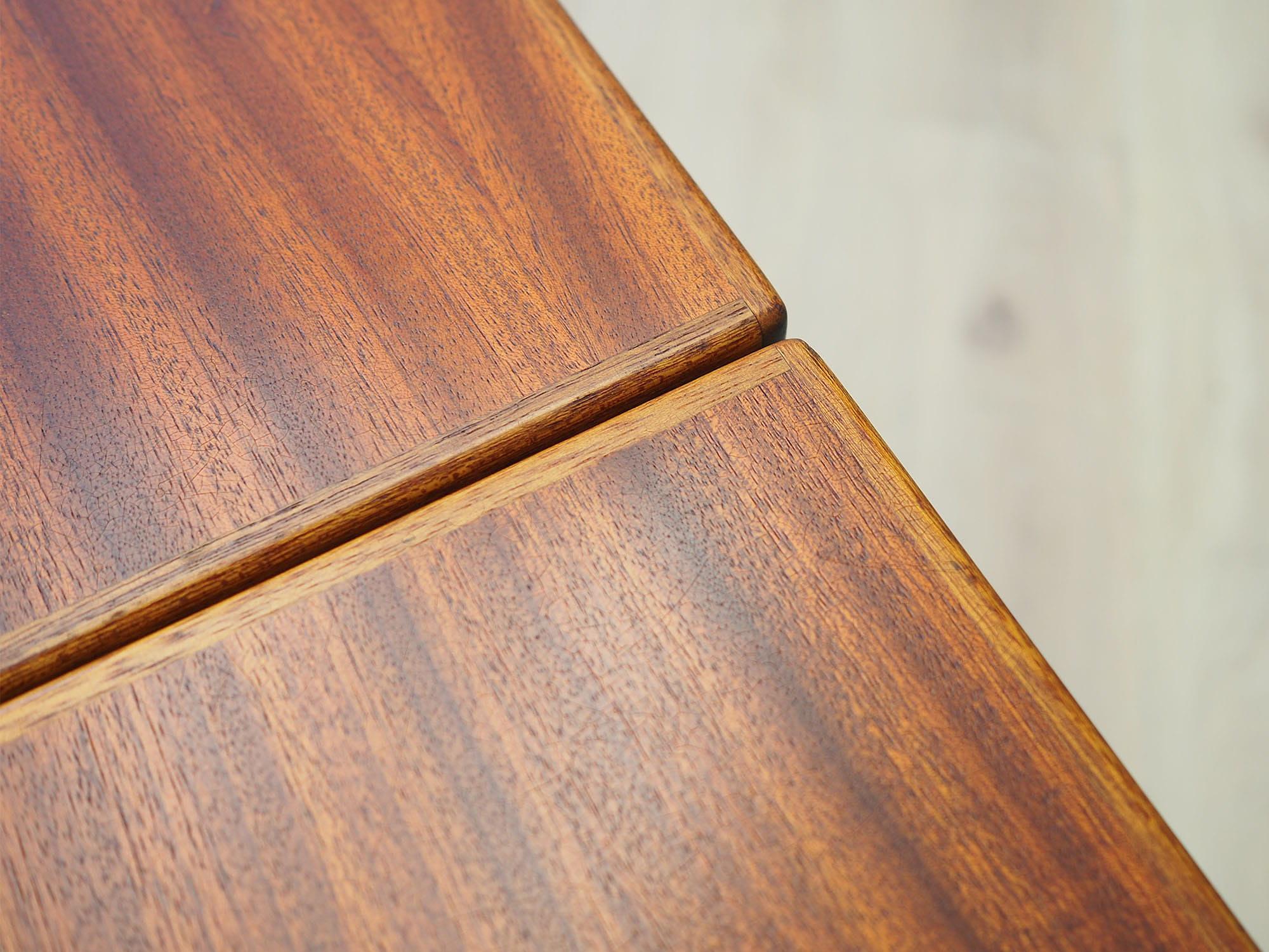 Mahogany Beistelltische 1970 Jahre 9