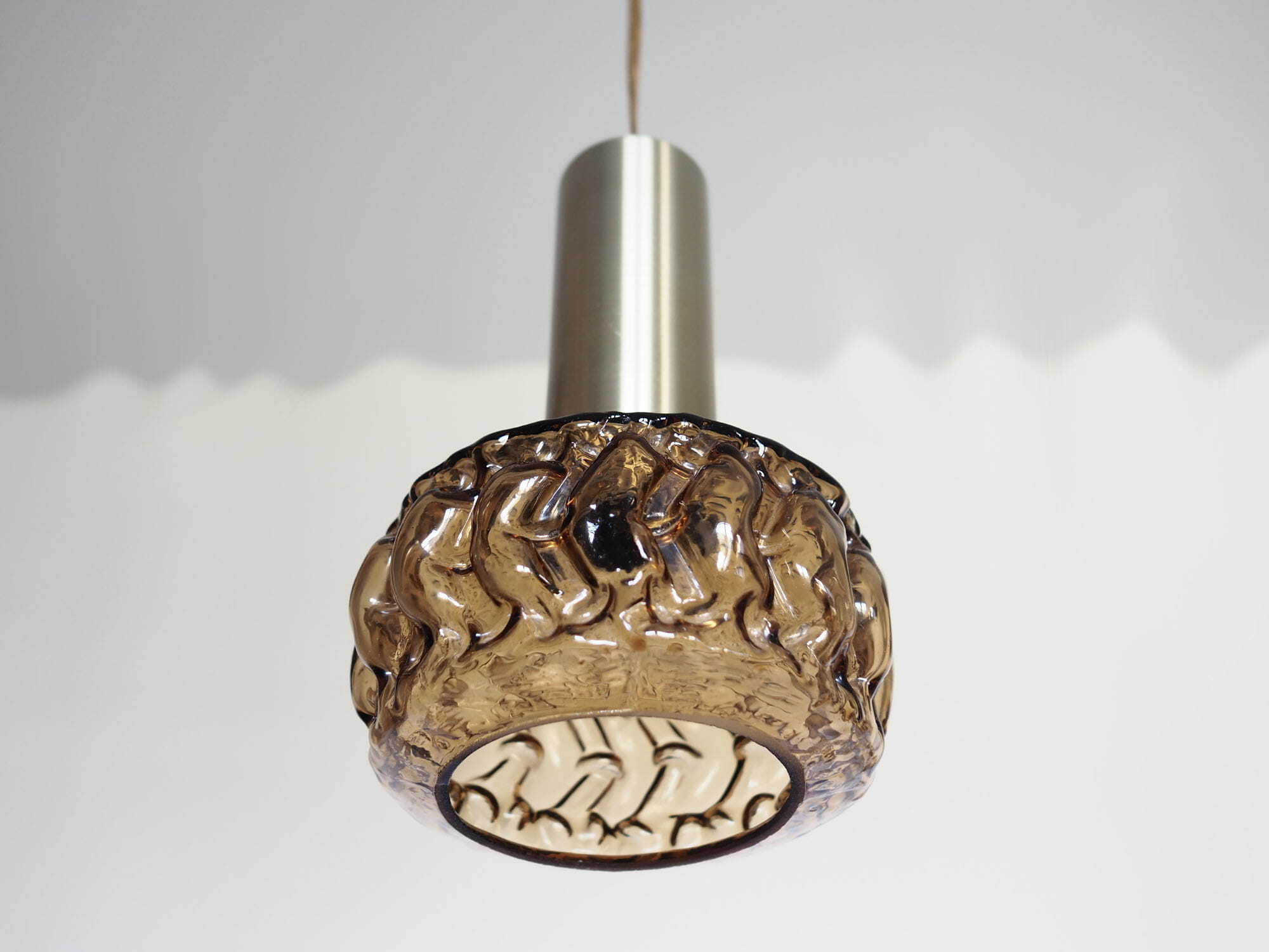 Lampada a sospensione vintage in vetro e metallo, anni '70 9