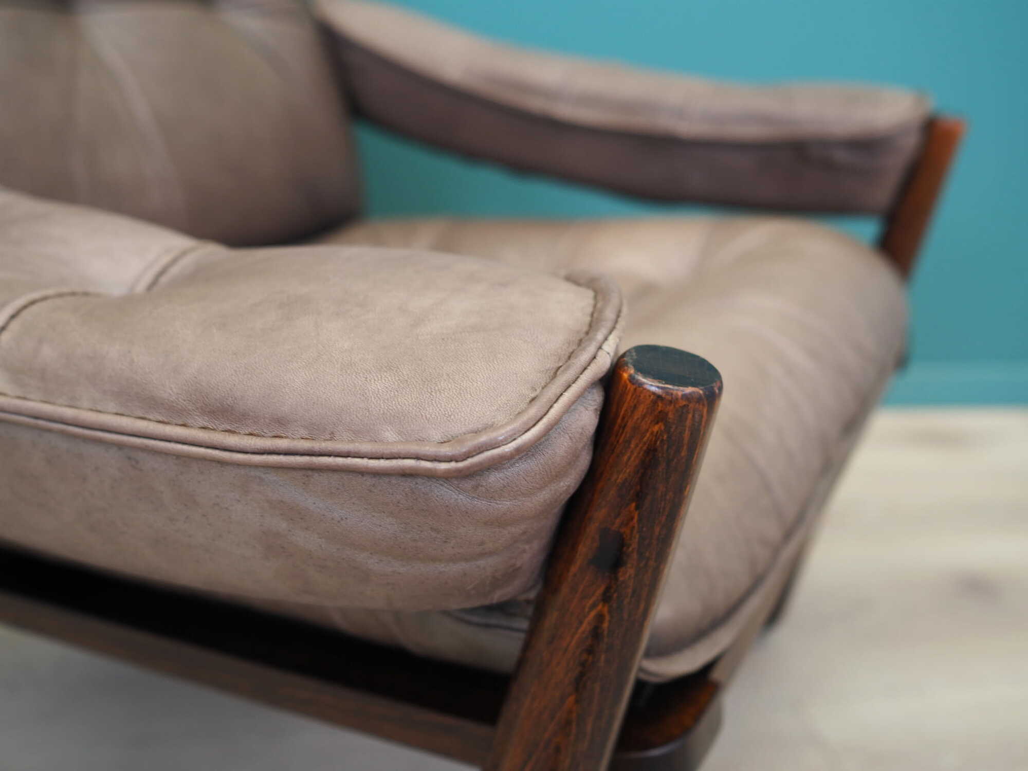 Vintage armchair leather wood brown 1960s 8