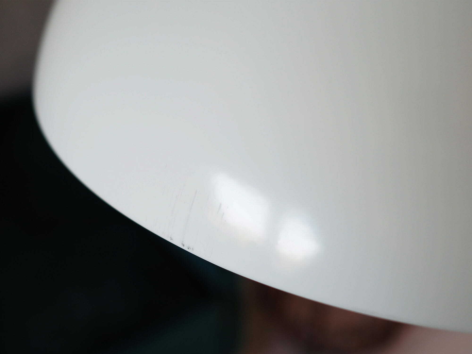 Lampada a sospensione vintage in metallo bianco anni '70 5
