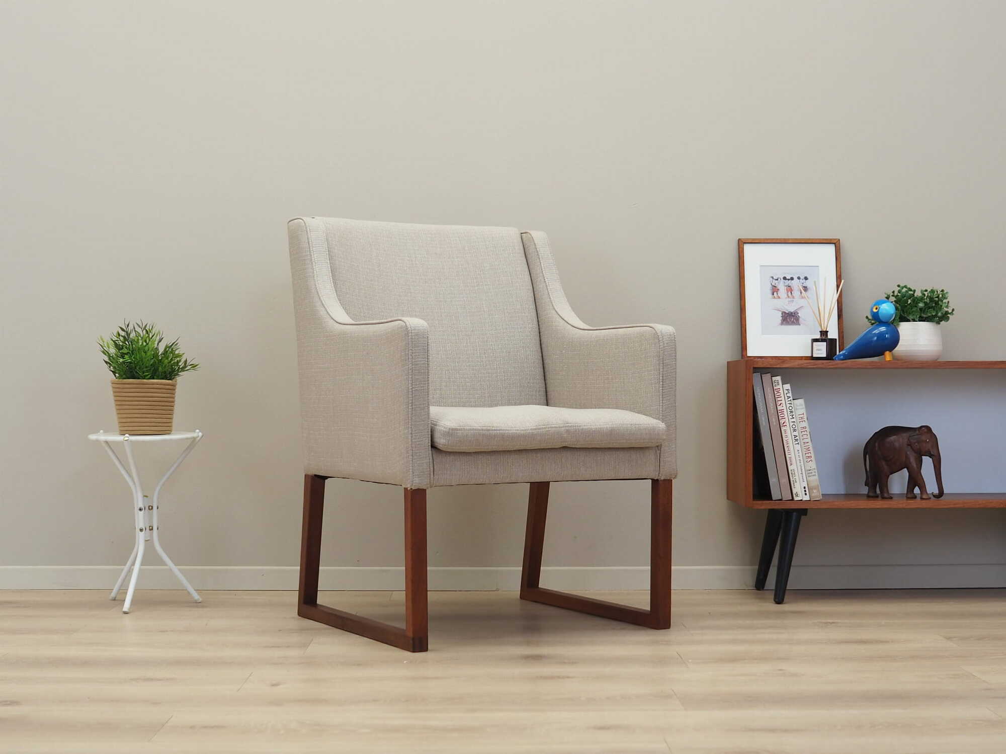 Vintage chair teak wood textile beige 1970s 3