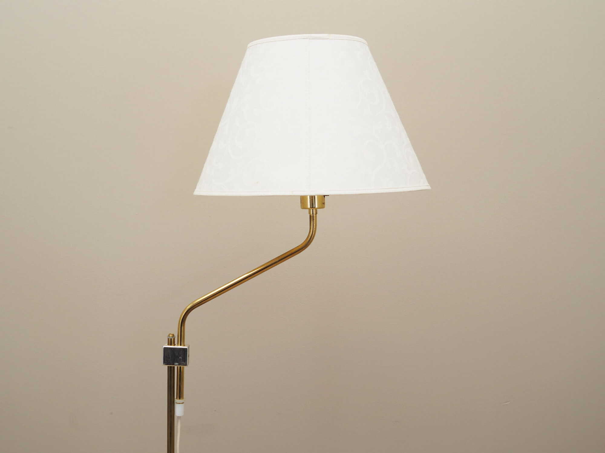 Vintage floor lamp metal textile white 1970s 2