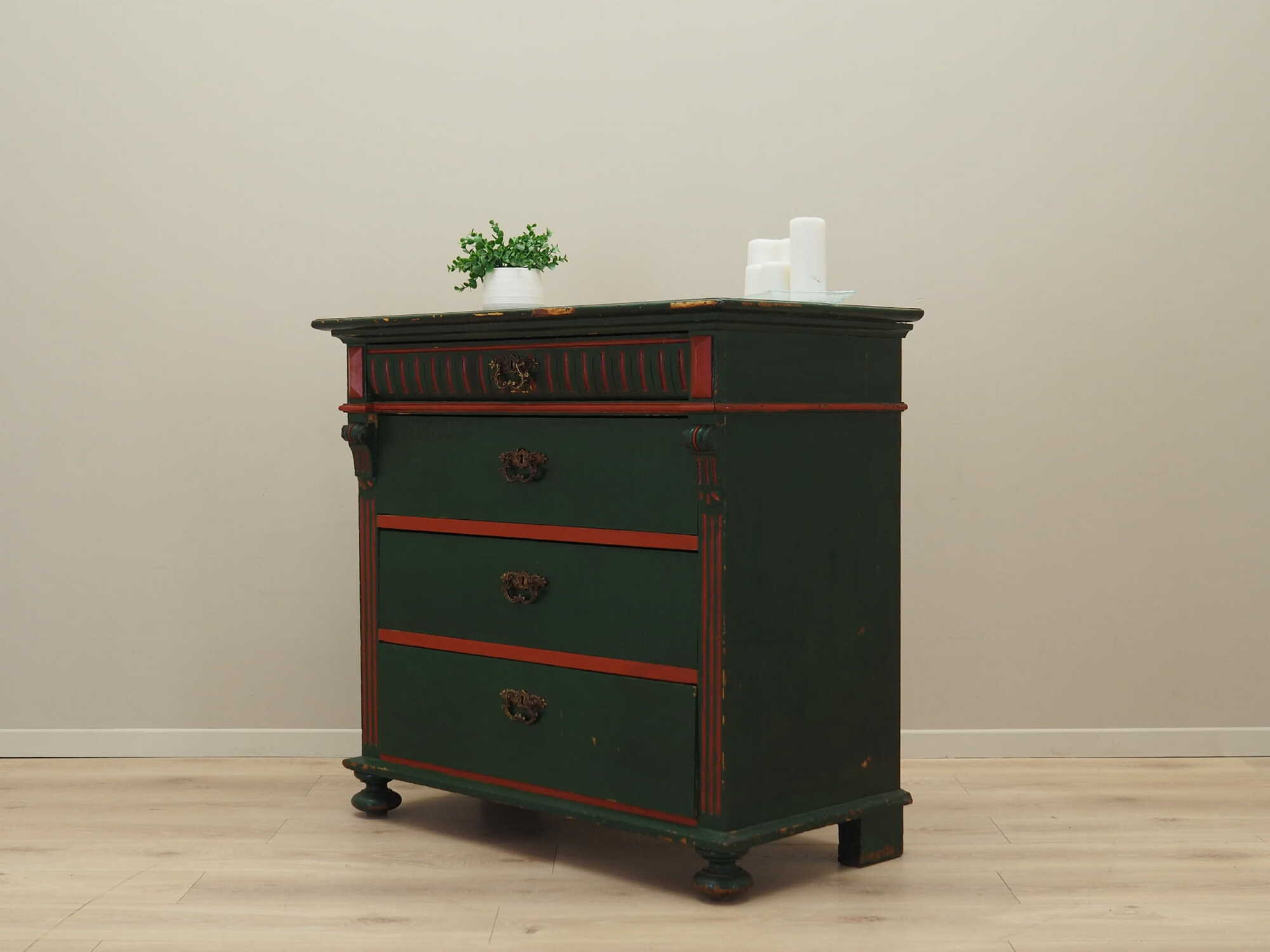 Chest of drawers Wood Green 1950s 2