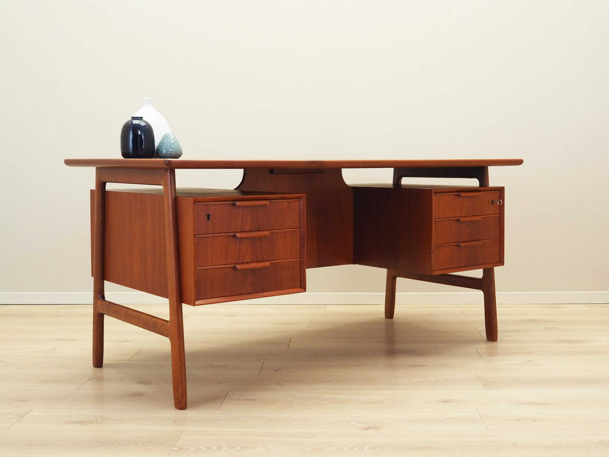 Vintage desk teak brown 1970s 4