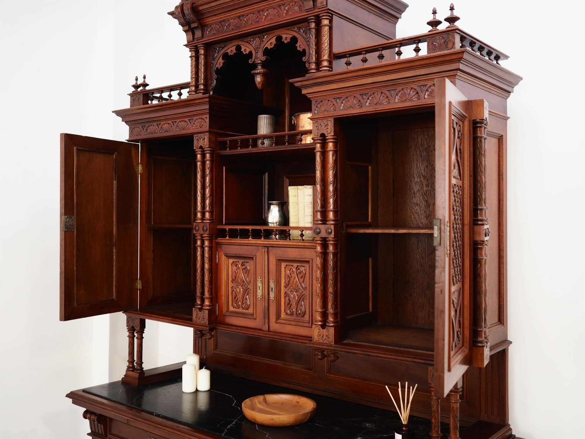 Vintage cabinet oak wood brown 7