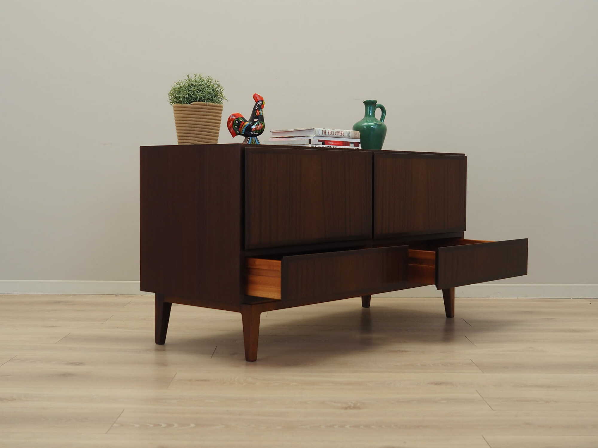 Vintage dresser mahogany brown 1970s 6