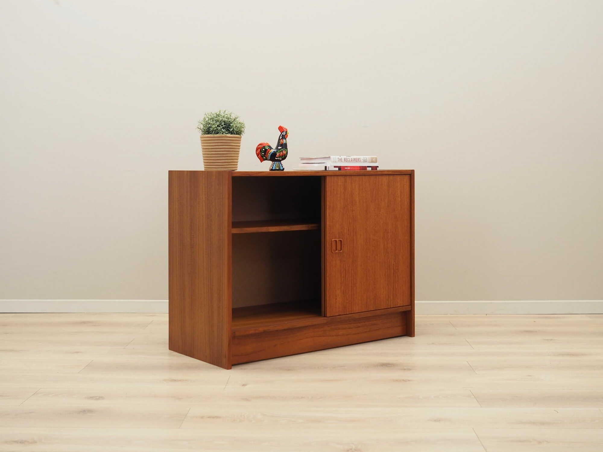 Cabinet Wood Brown 1960s 6