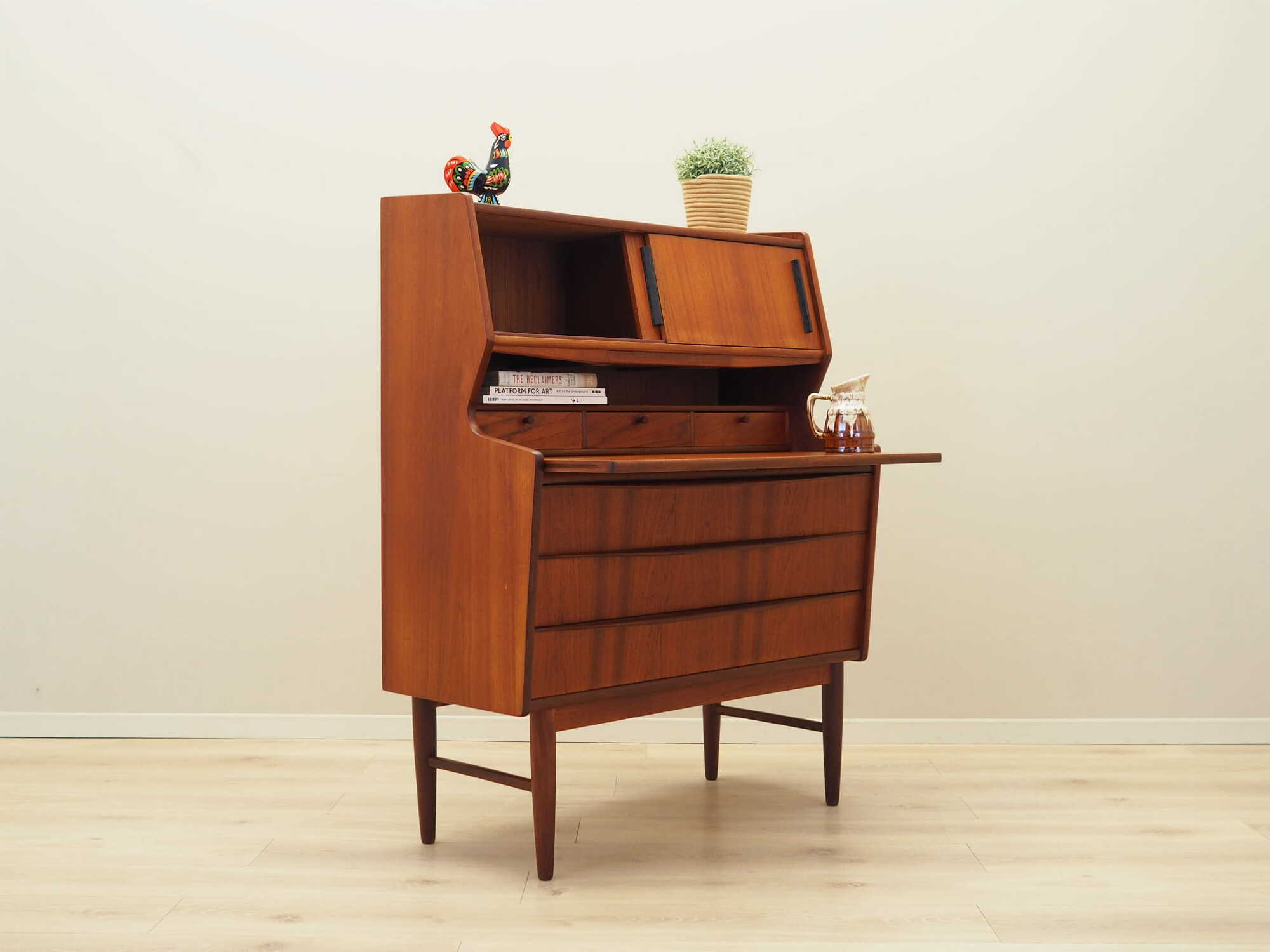 Secretary Wood Brown 1970s 6