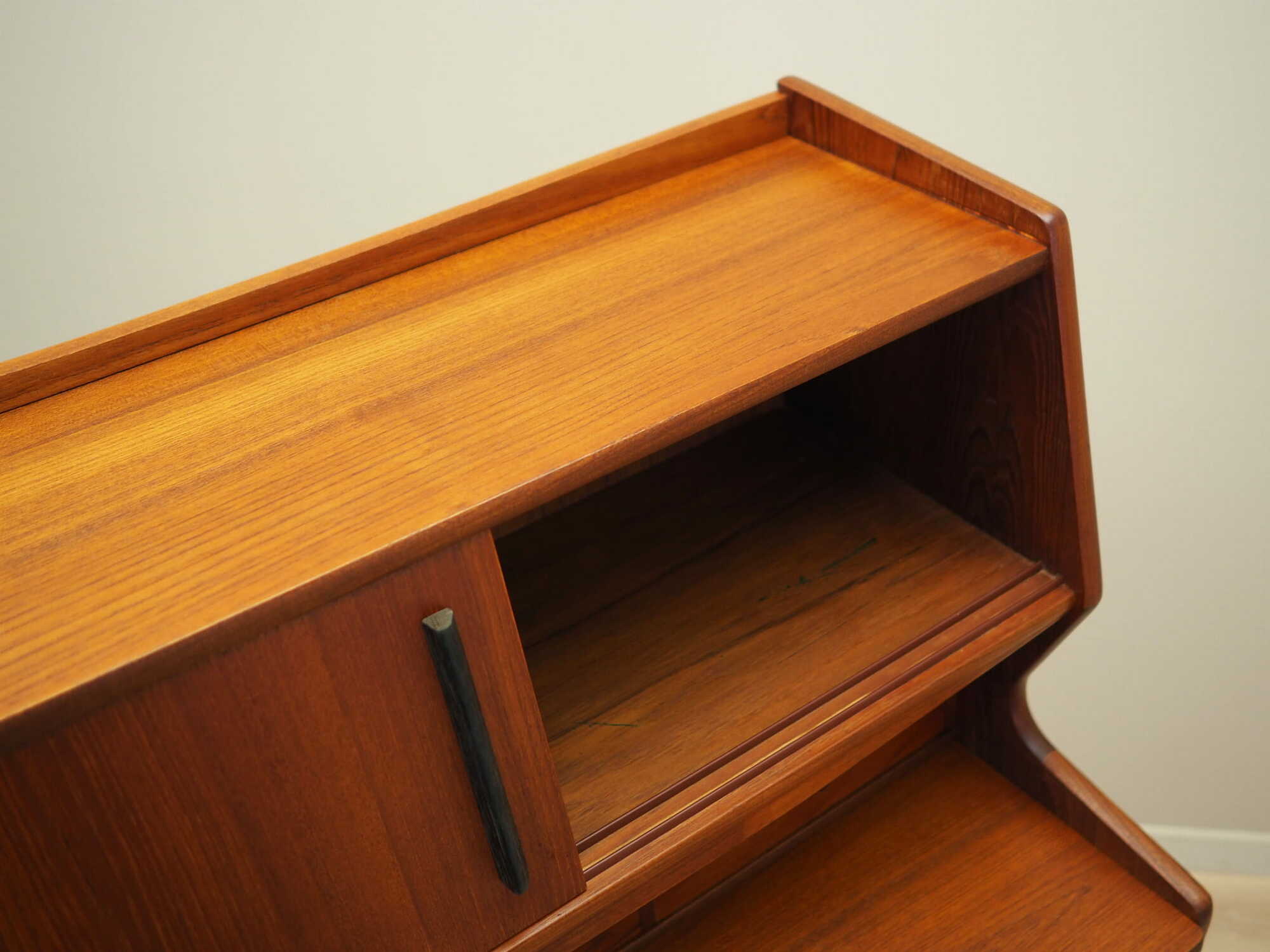 Secretary Wood Brown 1970s 9