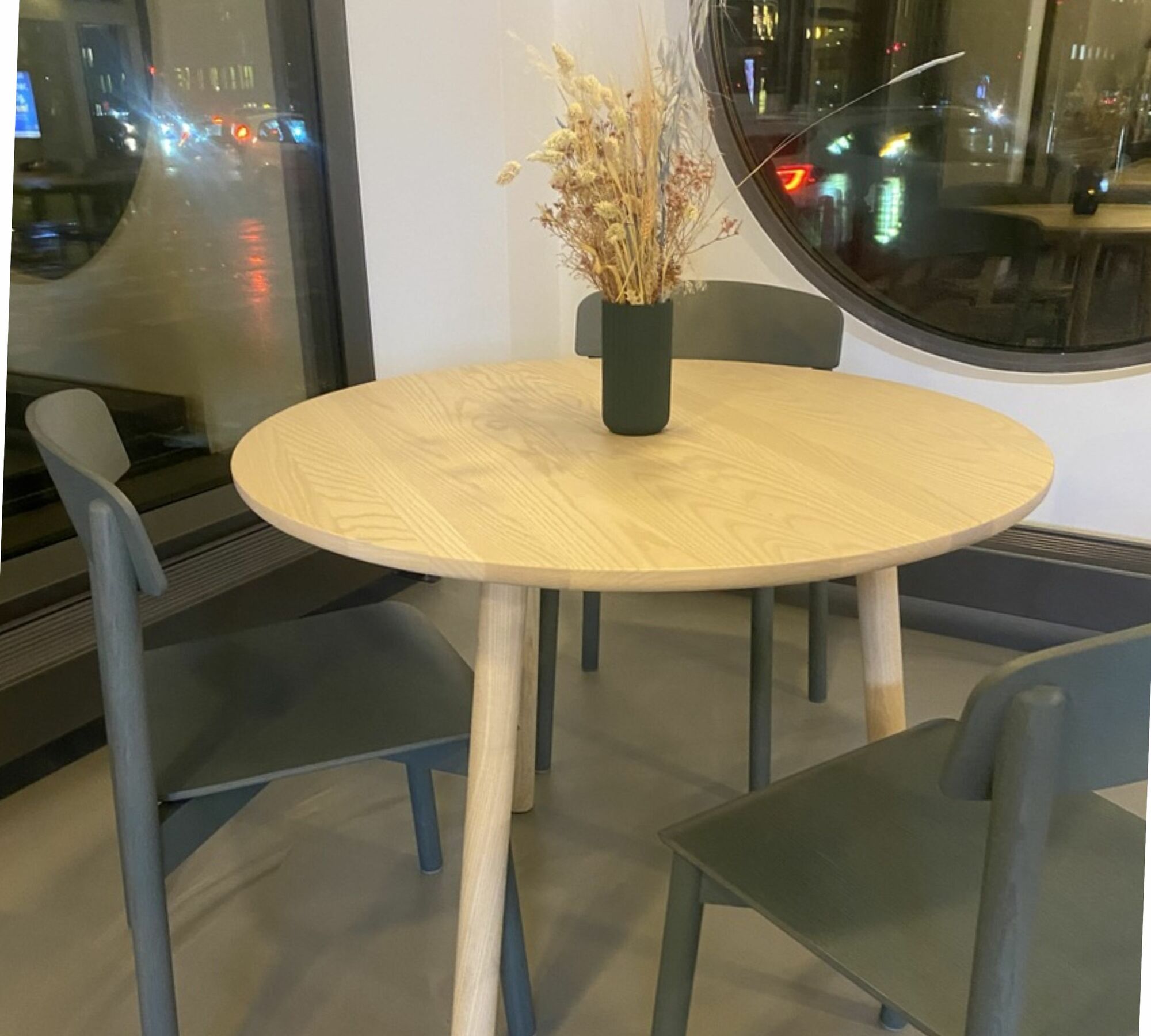 Profile Table Ash wood Natural Ø 94 cm 0
