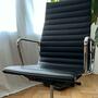 Eames Aluminium Chair EA 119 Leder Höhenverstellbar 1
