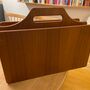 Mid-Century Zeitungsständer aus Holz 1