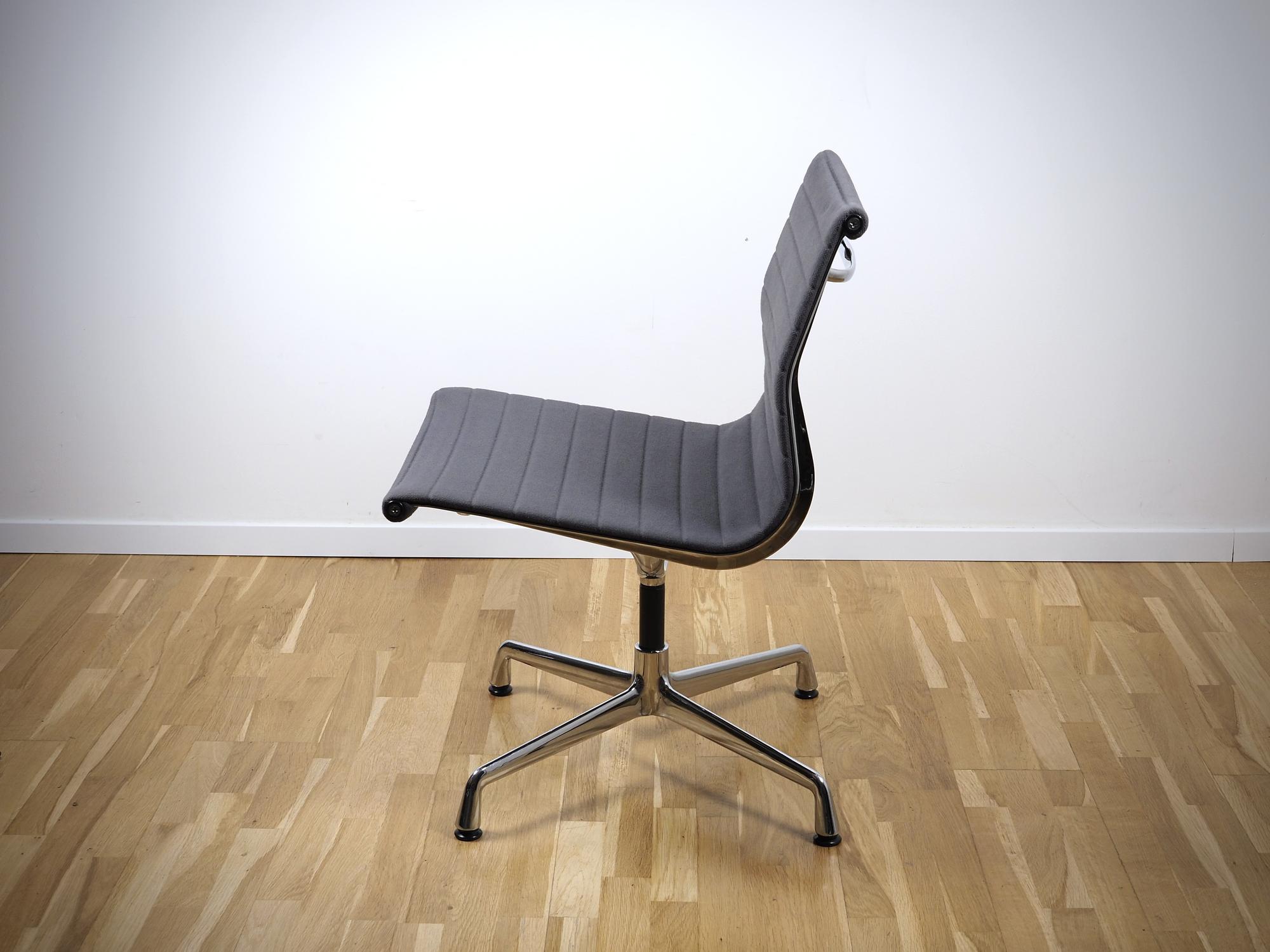 Aluminium Chair EA 106 Swivel Hopsack Grey 1