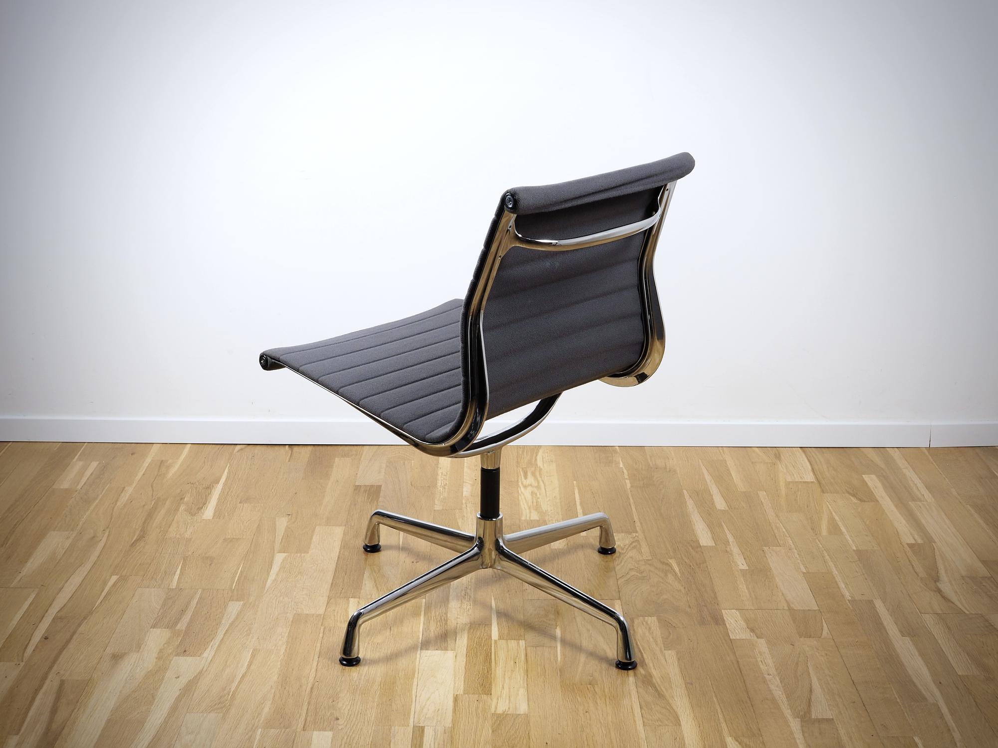 Aluminium Chair EA 106 Swivel Hopsack Grey 2