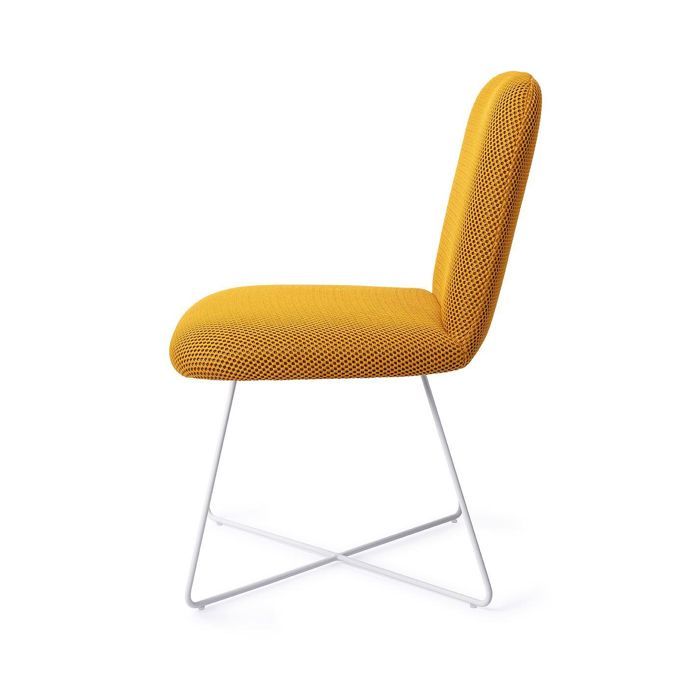 Taiwa Dining chair Cross Groovy Garam 1