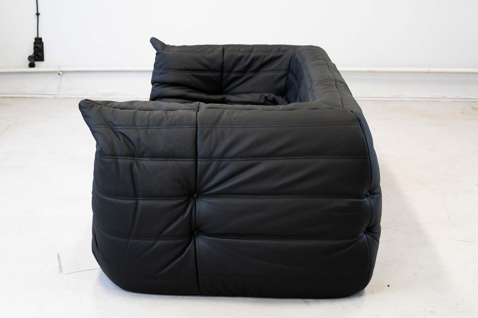 Togo Sofa 2-seater with armrest Madras leather Black 1