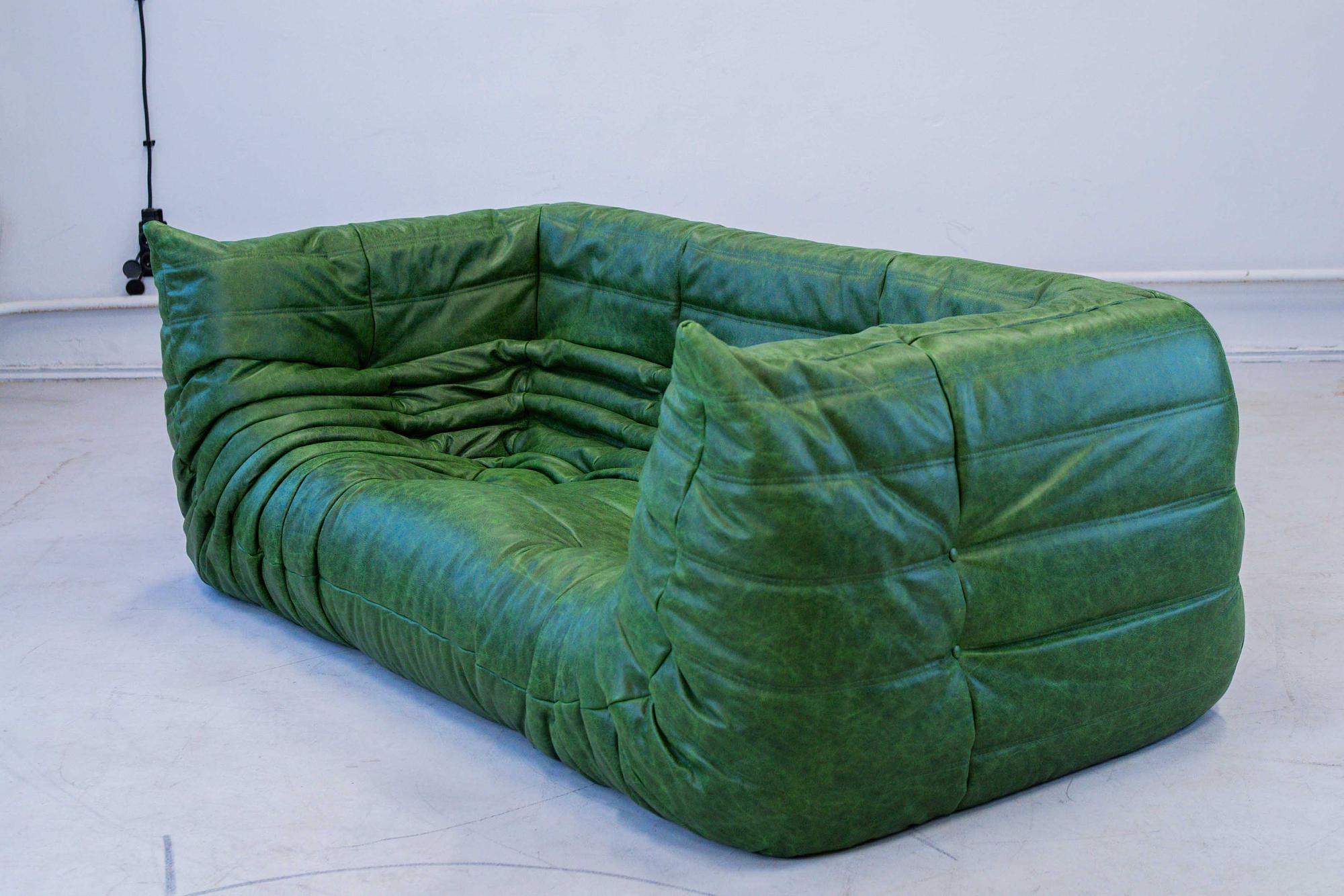 Togo Sofa 2-seater with armrest Pull-Up-Leather Green 1