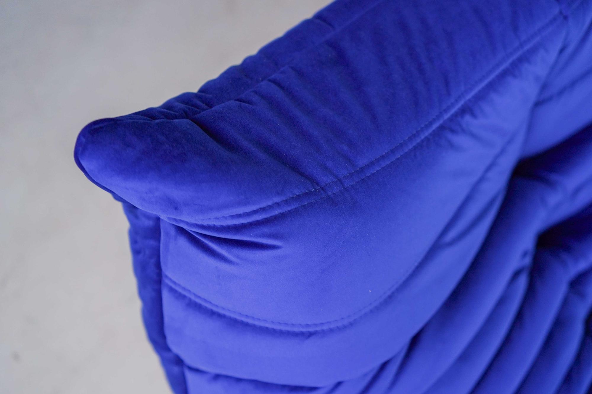 Togo Sofa 2-seater velvet cobalt blue 5