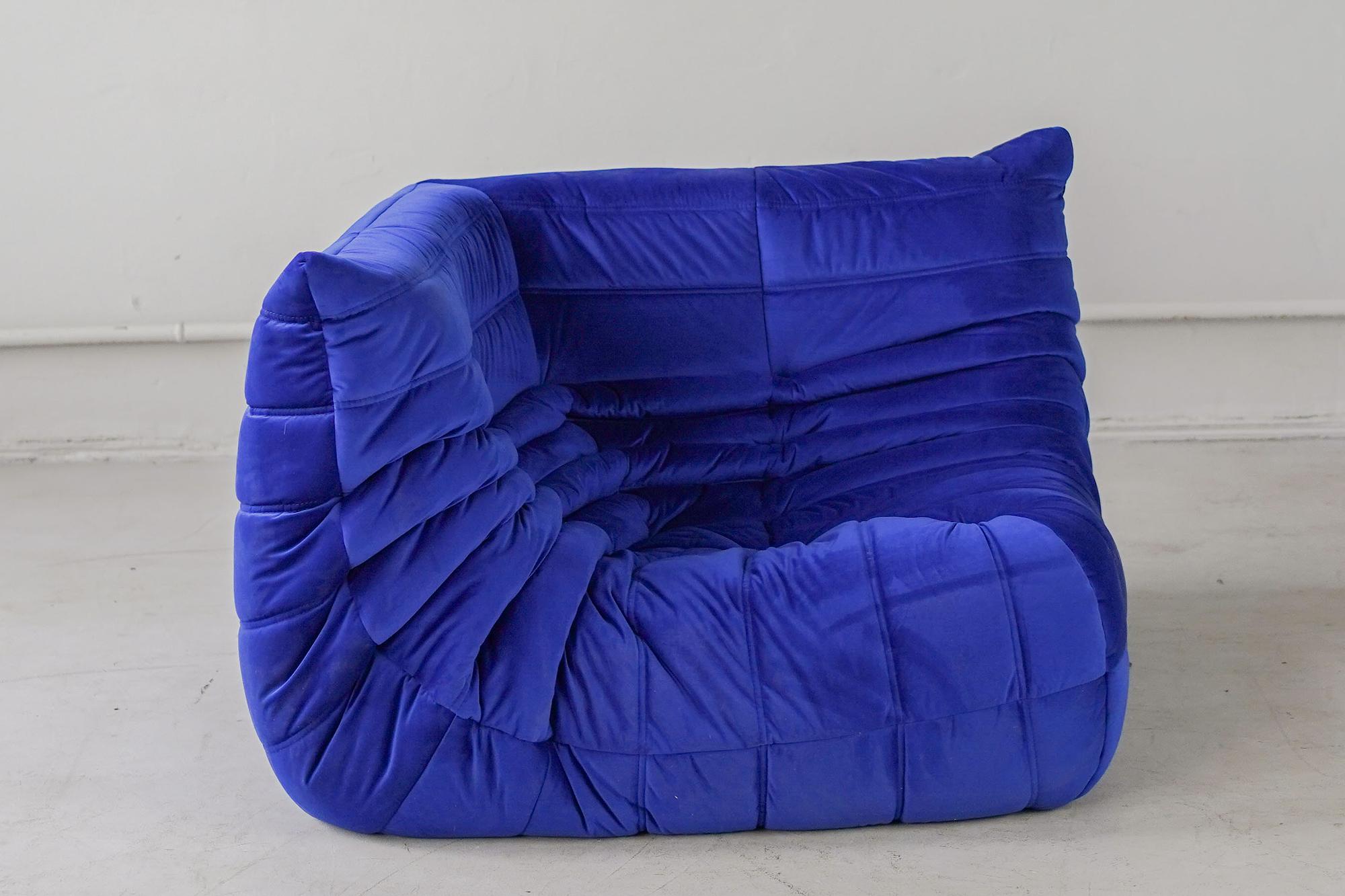 Togo Divano angolare velluto blu cobalto 1