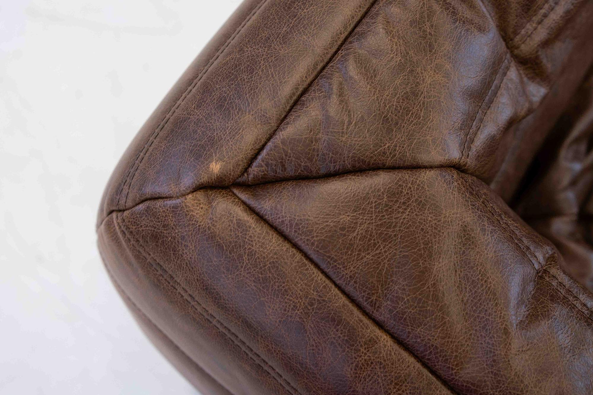 Togo Sofa 2-seater with armrest Pull-Up leather walnut brown 6