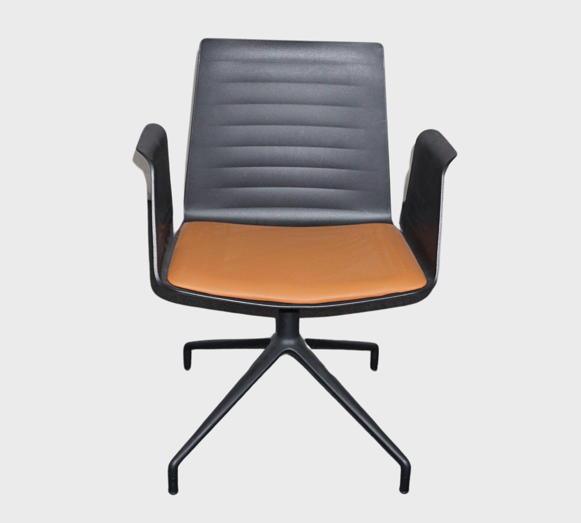 Flex SO1670 Armchair Aluminum Black 0