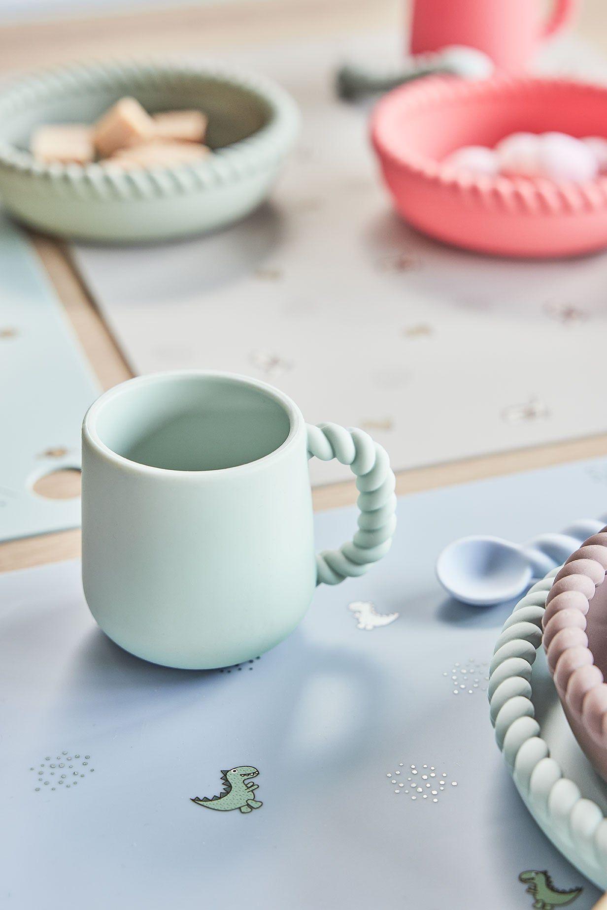 Theo Dino Placemat Blue 2