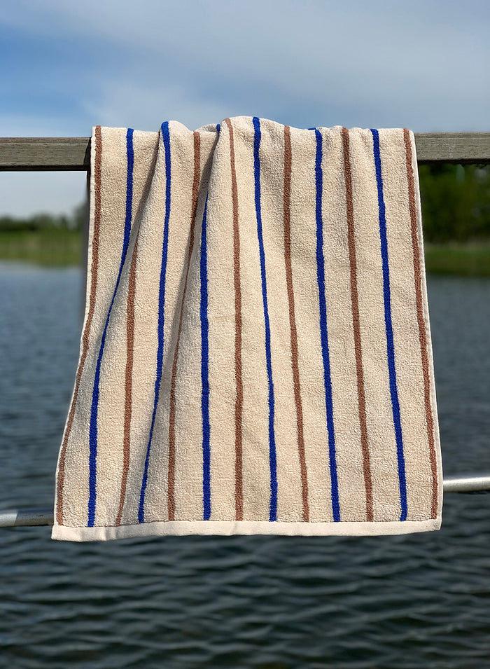 Raita Towel 100x150 cm Cotton Black 1