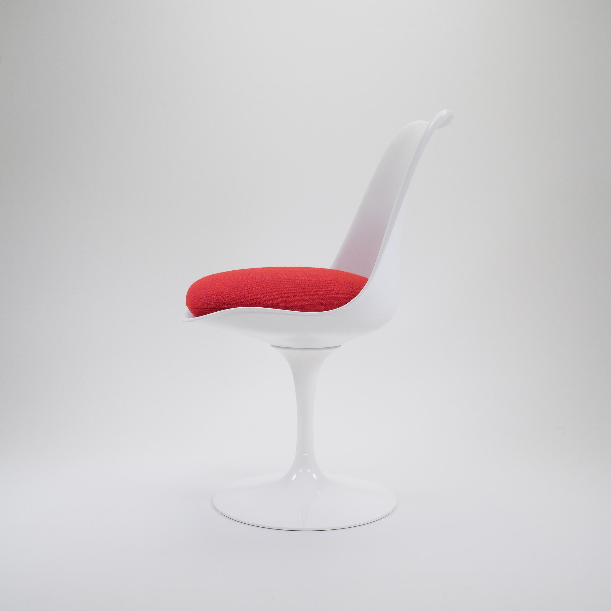 Saarinen Tulip Sidechair White 5