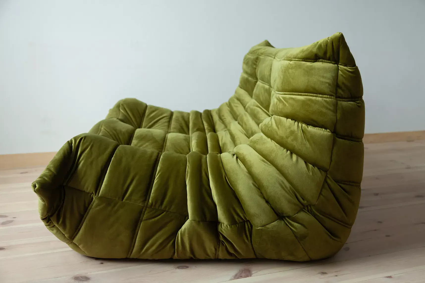 Togo Sofa 2-seater Velvet Olive Green 2