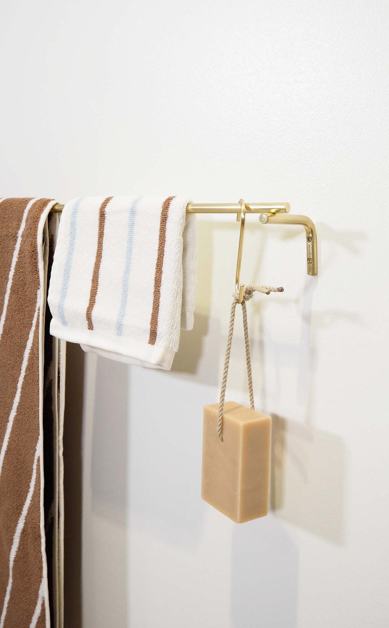 Pieni Towel Holder Stainless Steel Gold 2