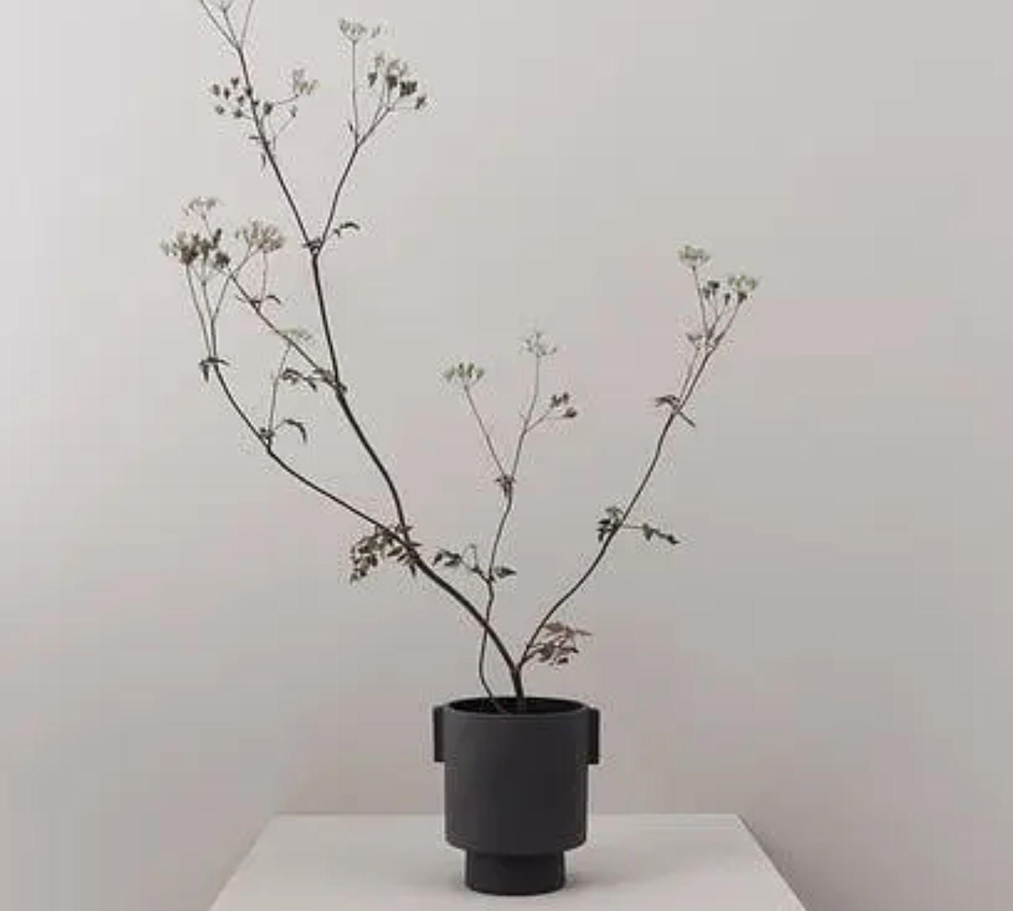Inka Kana Pot Small Ceramic Anthracite 2