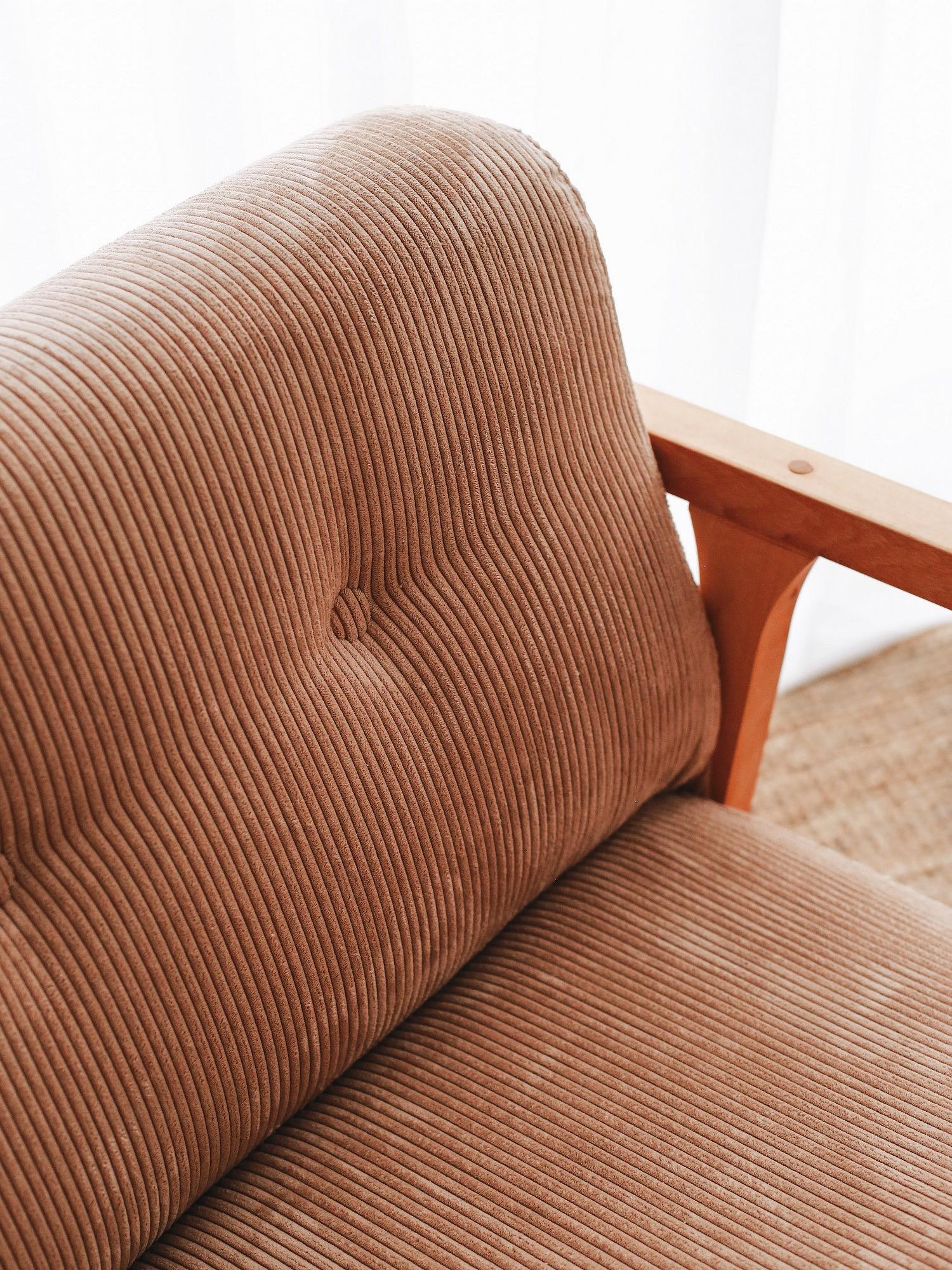 Nini Sallanan Kindersessel Samt Camel 4