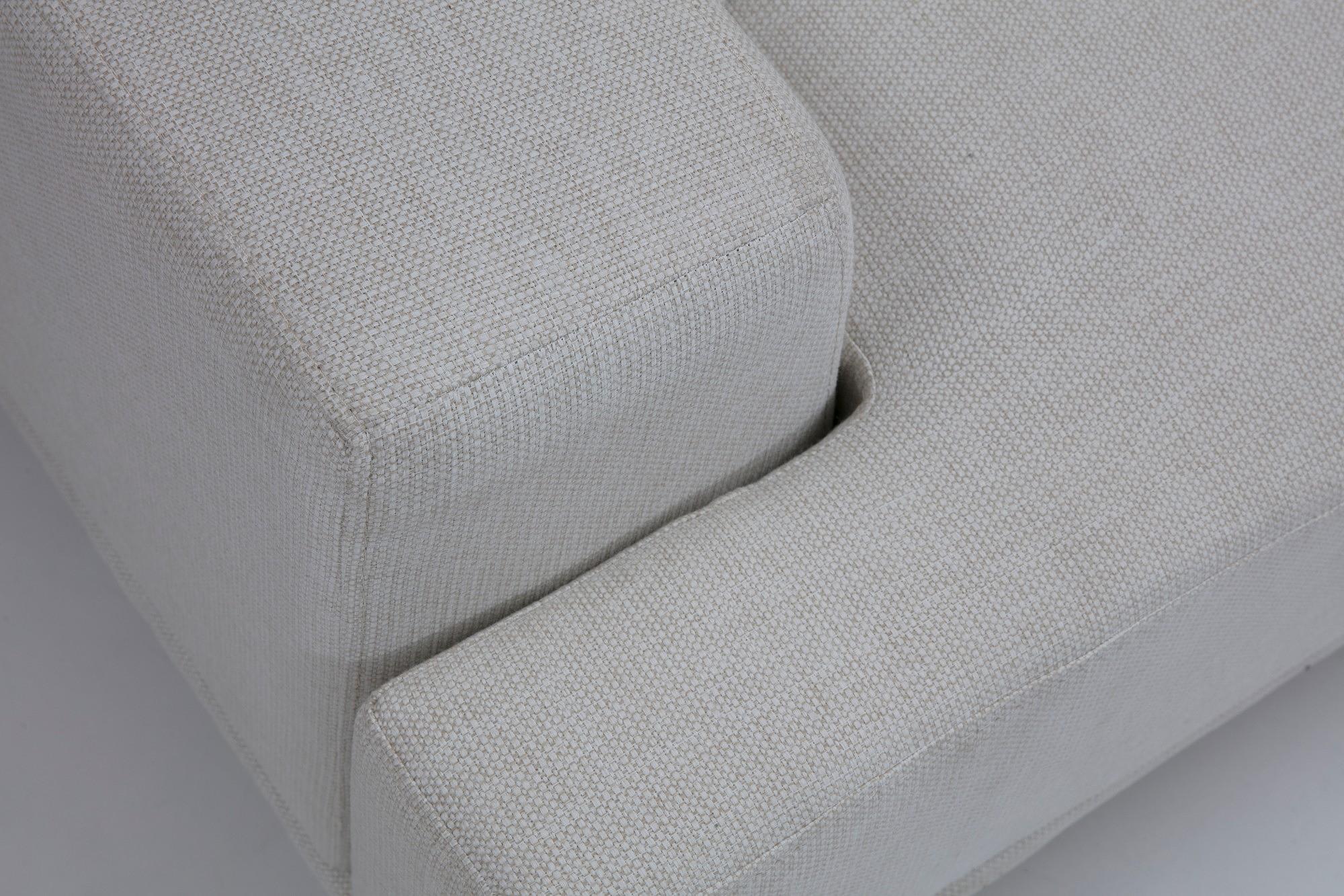 Bentley 2-seater sofa beige 3